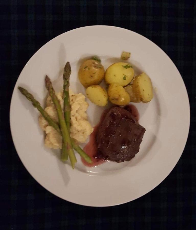Gordon House Bed and Breakfast Tomintoul Buitenkant foto
